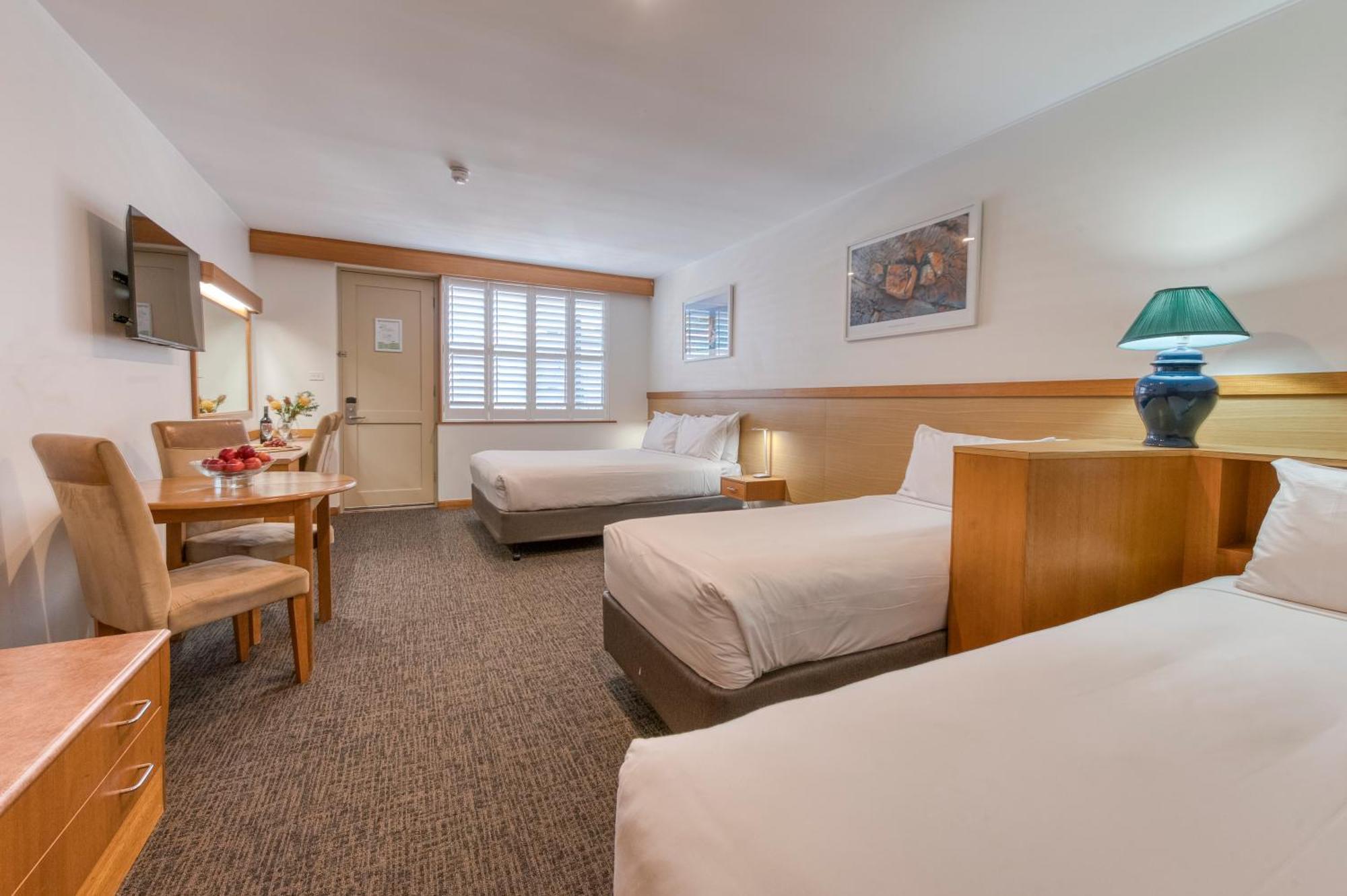 Aurora Ozone Hotel Kingscote Habitación foto